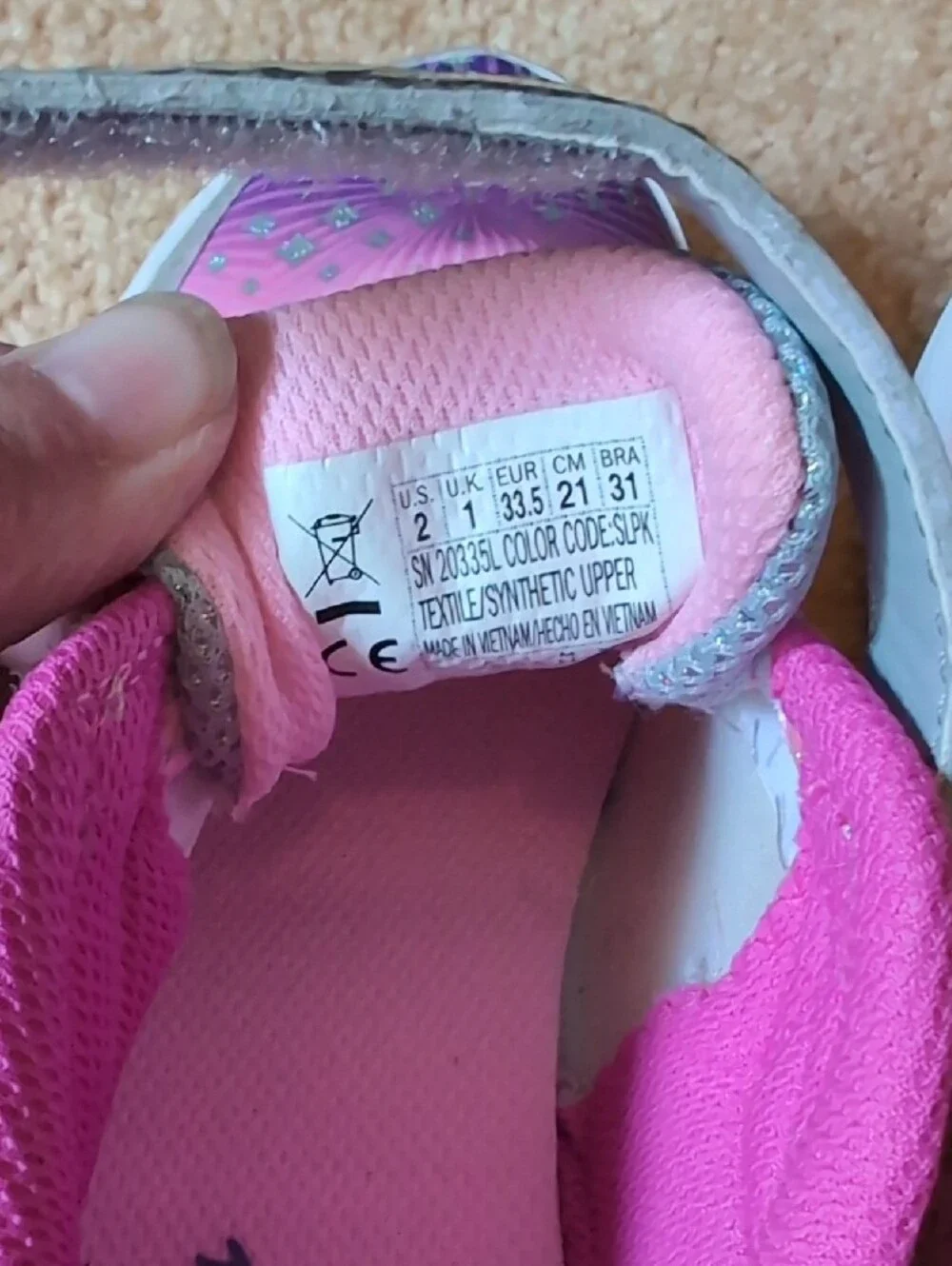 NWOB Skechers S-Lights Power Petals Girls Sneakers 2Y